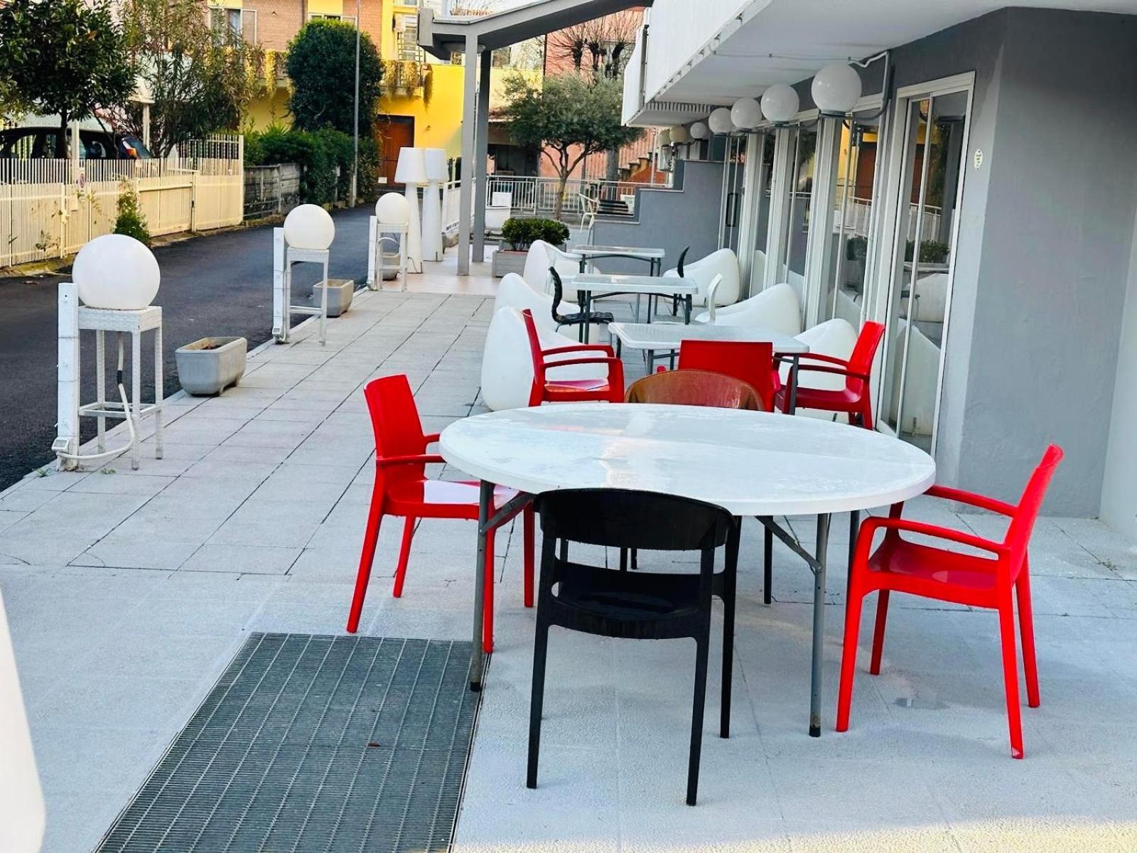 Hotel Roby Rimini Esterno foto